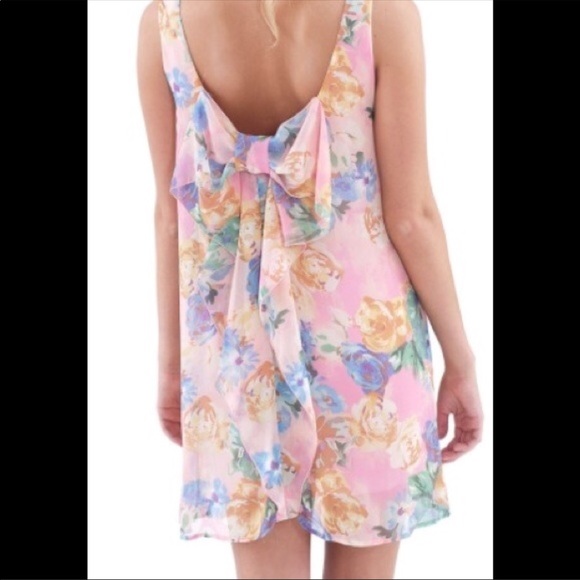 Everly Dresses & Skirts - *3 for $25* EVERLY light pink floral dress